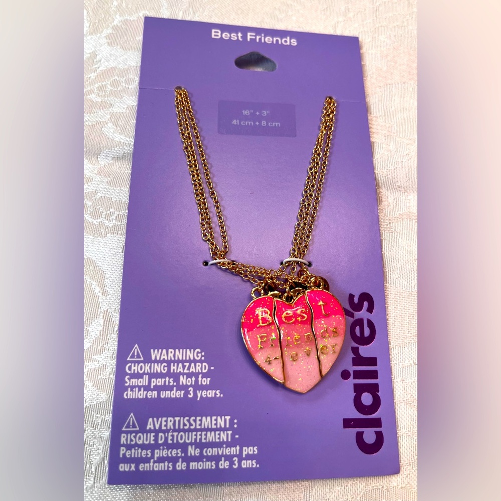 💕 $5 for $25 💕 Claire's Pink and Gold Best Friends Heart Necklace NWT